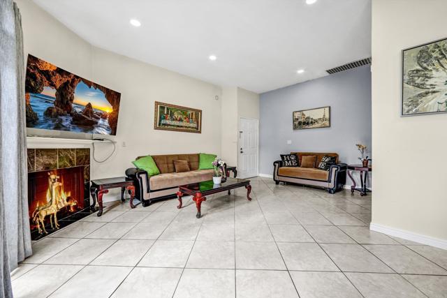 20920 COMMUNITY Street, 7 photo 8