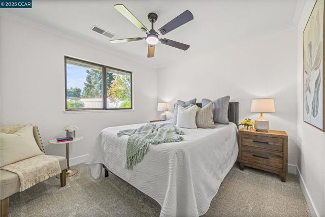 9822 Doyle Ct, Stockton CA: https://media.crmls.org/mediaz/fdeaa9fe-0d22-46e3-bd36-6930ccd67894.jpg