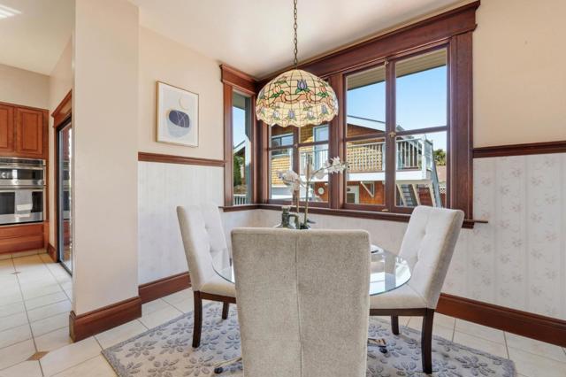 809 E 5th Avenue, San Mateo CA: https://media.crmls.org/mediaz/fdeecfe7-32e4-4f38-86ec-48ecb0a92774.jpg