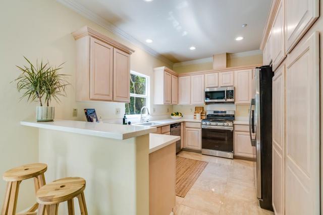 840 Seacliff Drive, Aptos CA: https://media.crmls.org/mediaz/fdef7292-d29d-45b2-b214-d6739f7d2f9b.jpg
