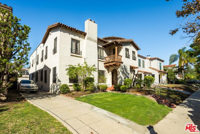 165 S Mansfield Avenue, Los Angeles CA: https://media.crmls.org/mediaz/fdf07f79-1e7a-4783-b787-0b9c37dad0f4.jpg