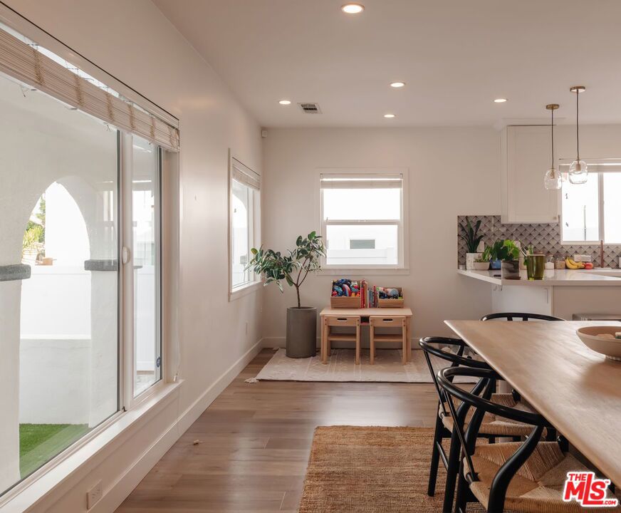 Fdf192D6 5486 44C0 95D0 B06824671B4F 2422 W 77Th Street, Inglewood, Ca 90305 &Lt;Span Style='BackgroundColor:transparent;Padding:0Px;'&Gt; &Lt;Small&Gt; &Lt;I&Gt; &Lt;/I&Gt; &Lt;/Small&Gt;&Lt;/Span&Gt;