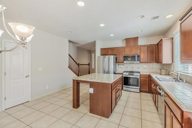 3760 Mirtoon Sea Avenue, Sacramento CA: https://media.crmls.org/mediaz/fdf2388b-cc96-44a0-b200-b9b9b4c8db1f.jpg