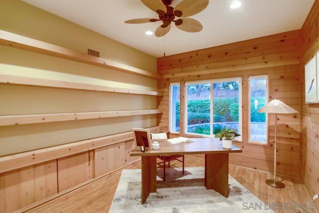 14442 Ranch Trail Drive, El Cajon CA: https://media.crmls.org/mediaz/fdf26a8d-11dd-4bc6-a6d8-b602911ce1fb.jpg