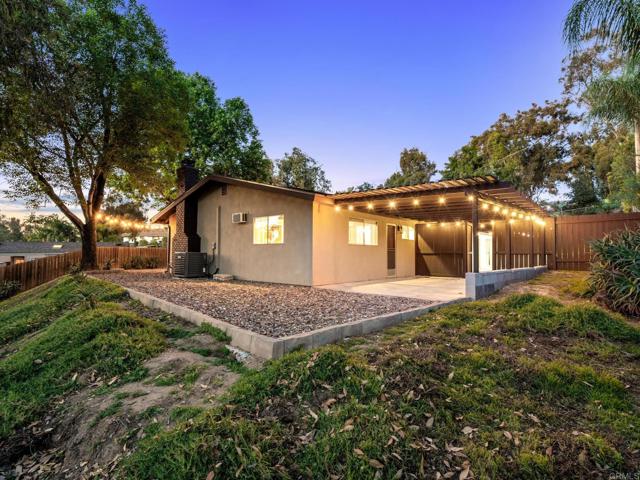 Detail Gallery Image 42 of 53 For 1130 Pebble Springs Ln, Escondido,  CA 92026 - 3 Beds | 2 Baths