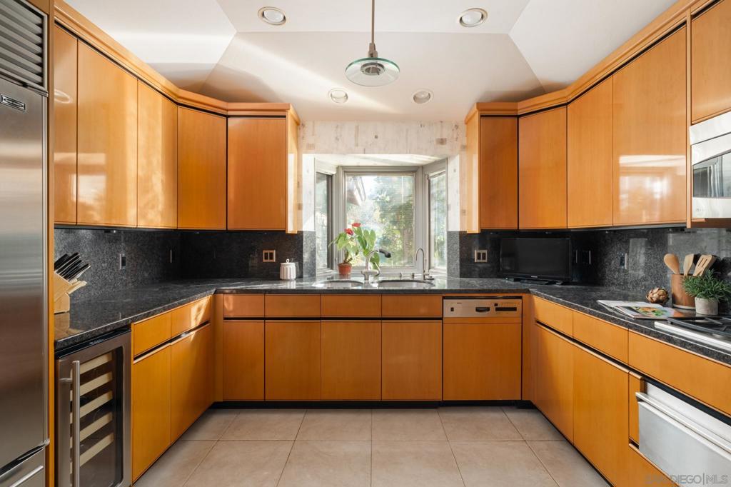 15943 Ranch Hollow Rd - photo 13