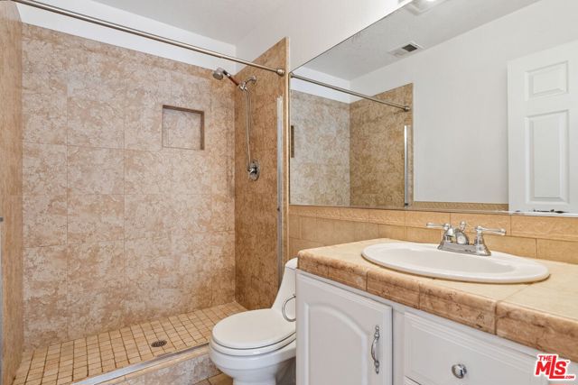 25051 La Cresta Drive, Dana Point CA: https://media.crmls.org/mediaz/fdf5a567-2ac8-4da0-83e0-31a92575c288.jpg