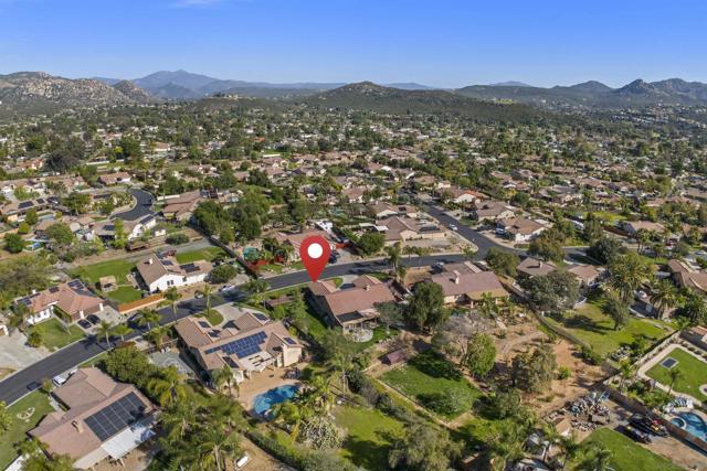 23527 Green Glen Road, Ramona CA: https://media.crmls.org/mediaz/fdf60b75-0a3c-4bf5-959e-817f0d8a7435.jpg