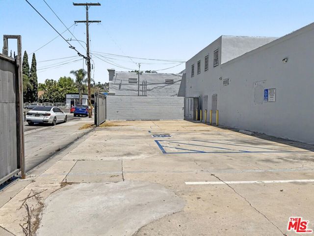  Commercial for Sale in Los Angeles, California