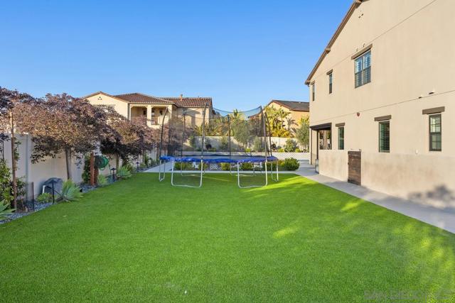 8416 Hidden Cove Way, San Diego CA: https://media.crmls.org/mediaz/fdf6c916-ce37-432a-bda3-63b926dc18fb.jpg