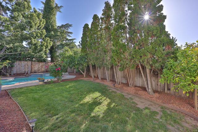 3239 Pinot Blanc Way, San Jose CA: https://media.crmls.org/mediaz/fdf7b877-8025-434e-b13b-88ddf133afad.jpg