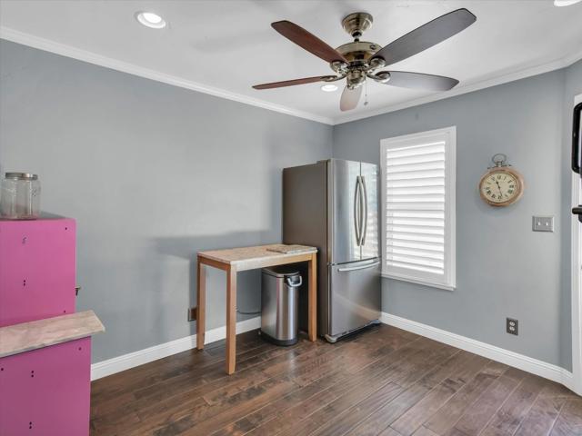 2259 S Ham Lane, Lodi CA: https://media.crmls.org/mediaz/fdf94896-0510-4079-8033-9a7a1ef394e8.jpg
