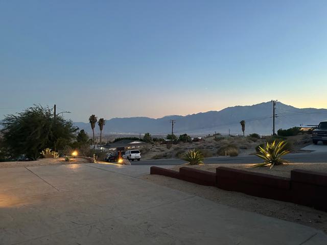 12300 Redbud Road, Desert Hot Springs CA: https://media.crmls.org/mediaz/fdfb0cb5-9030-4005-aed7-09a1e2368611.jpg