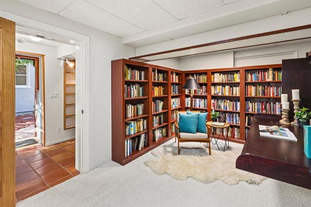 212 Gilbert Avenue, Menlo Park CA: https://media.crmls.org/mediaz/fdfb0d6e-695c-4546-ab28-8a12c5269d45.jpg