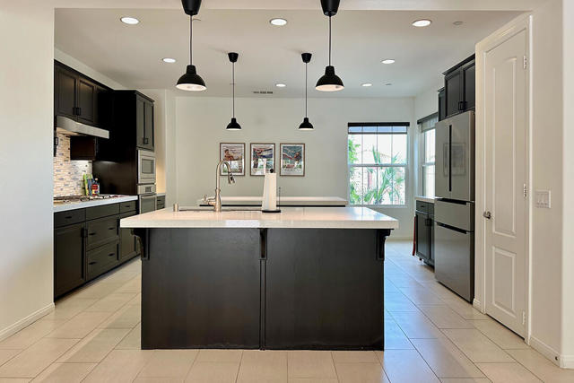 1247 Oro, Palm Springs CA: https://media.crmls.org/mediaz/fdfc0edf-db86-4199-a9ff-933e7188a313.jpg