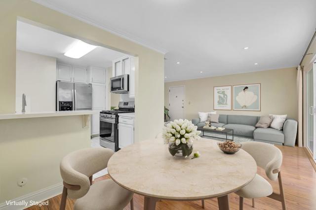 223 Kiely Boulevard, Santa Clara CA: https://media.crmls.org/mediaz/fdfcb2a7-37eb-4ce7-8ccd-4d441aa6e8d8.jpg