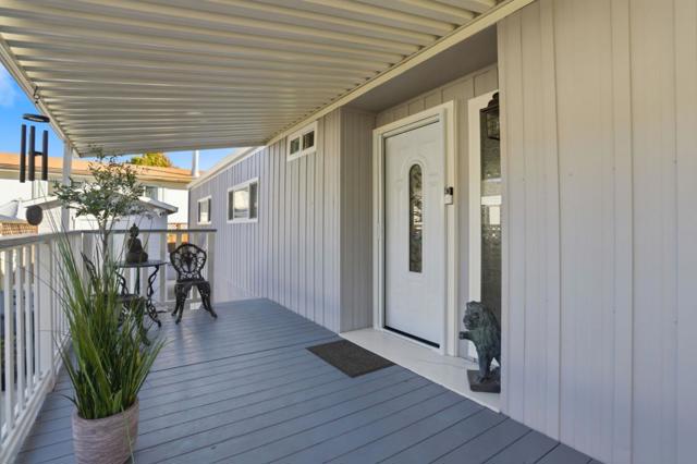 100 N Rodeo Gulch Road, Soquel CA: https://media.crmls.org/mediaz/fdfd935f-0de7-48b4-8ae5-5d89788bd8de.jpg