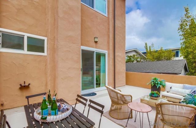 361 Rosecrans Street, San Diego, California 92106, 2 Bedrooms Bedrooms, ,2 BathroomsBathrooms,Condominium,For Sale,Rosecrans Street,250020947SD