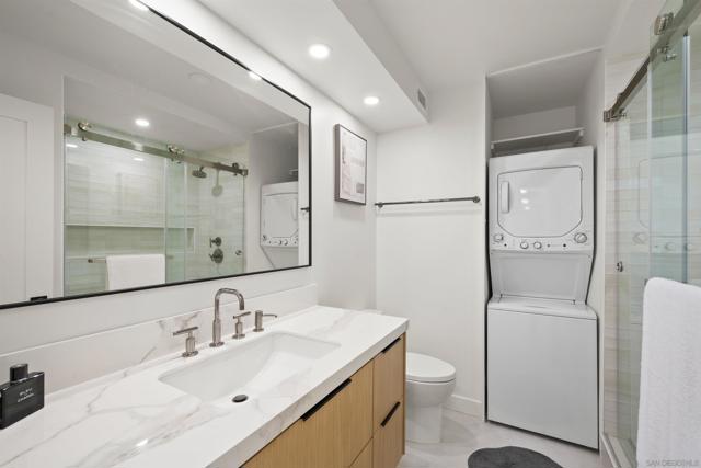 Image 14 of 29 For 1760 Avenida Del Mundo  901