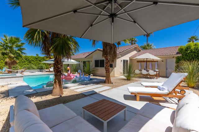 2355 W Nicola Road, Palm Springs CA: https://media.crmls.org/mediaz/fdfe9436-de45-4151-899f-de0a397a6df5.jpg