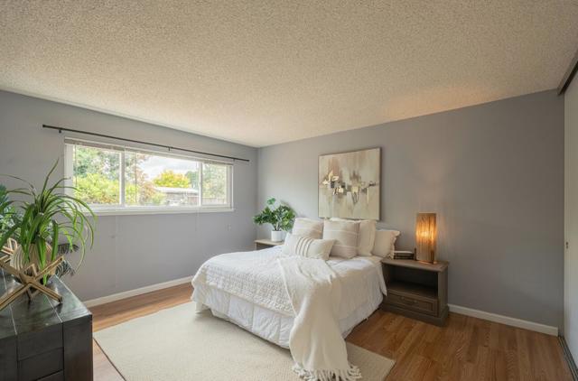 626 Ester Way, Watsonville CA: https://media.crmls.org/mediaz/fdfed24d-902d-404c-8f46-803d258e0794.jpg