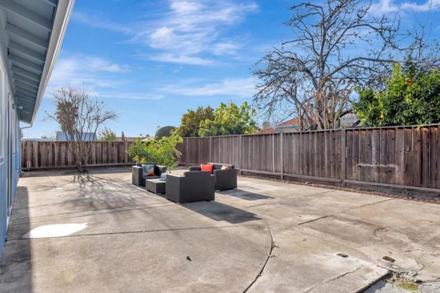 2057 Nunes Drive, San Jose CA: https://media.crmls.org/mediaz/fdff0cd2-72d7-452f-8440-de9749fe5406.jpg