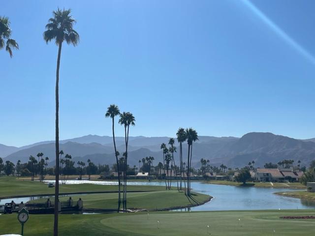 10109 Lakeview Drive, Rancho Mirage CA: https://media.crmls.org/mediaz/fdff827c-8dd3-4fa7-9a69-dd410c558aae.jpg