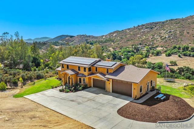 18585 Deer Valley Estates, Poway CA: https://media.crmls.org/mediaz/fe006a83-d717-4f18-9c23-059f4c25a2ad.jpg