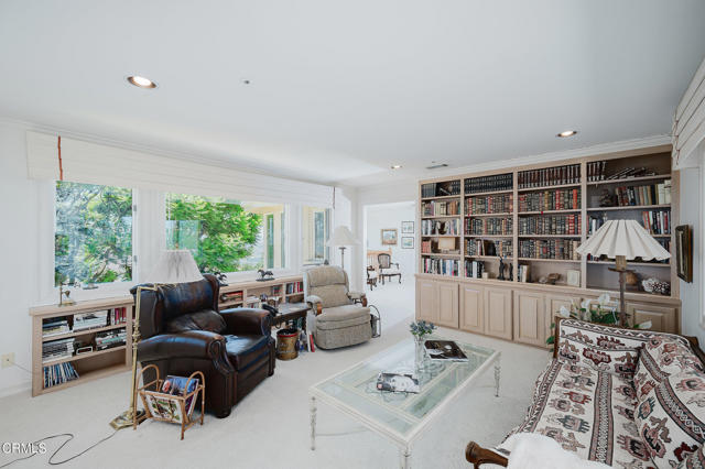 11848 Presilla Road, Camarillo CA: https://media.crmls.org/mediaz/fe008f7b-7b80-43a8-b7e7-5933cf8b2850.jpg
