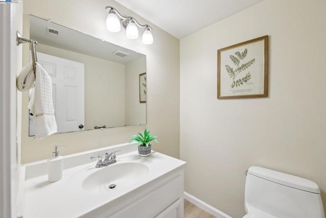 34627 Pueblo Terrace, Fremont CA: https://media.crmls.org/mediaz/fe010c38-4784-4cd3-806f-ccd0f0041e1b.jpg