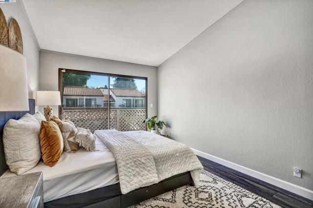 4374 Valley Ave, Pleasanton CA: https://media.crmls.org/mediaz/fe026fb2-cdd6-4f96-bccf-493a0f3b2656.jpg