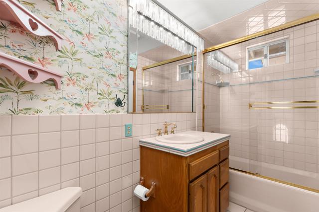 Image 39 of 49 For 2731 Schenley