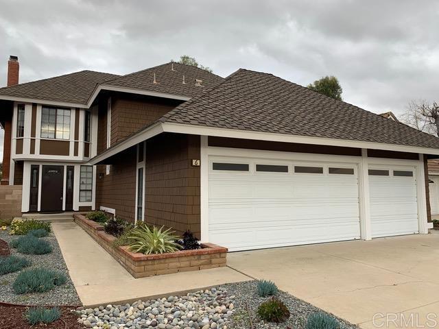 6 Cape Cod, Irvine CA: https://media.crmls.org/mediaz/fe035e56-cef6-4f7d-930b-2006cc128b13.jpg