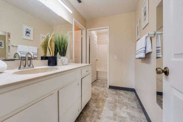 3696 Woodbine Way, Pleasanton CA: https://media.crmls.org/mediaz/fe03ce3e-c543-491c-a5b9-2091256c01b7.jpg