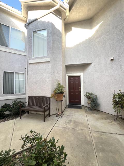 Details for 10948 Ivy Hill Dr  6, San Diego, CA 92131