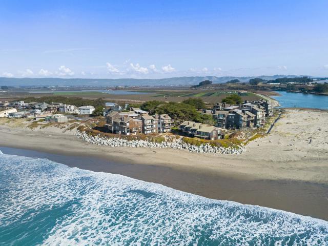 13 Pelican, Watsonville CA: https://media.crmls.org/mediaz/fe088d01-5df5-41ca-87cf-d3339fb2e8d5.jpg