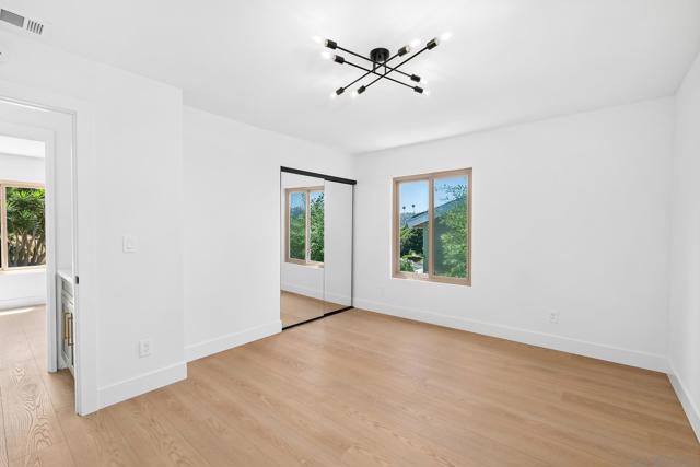 Image 27 of 50 For 4716 Murat Pl