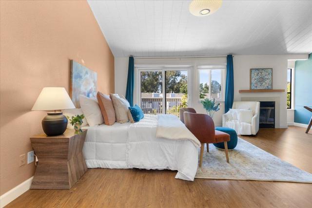 1757 30th Avenue, Santa Cruz CA: https://media.crmls.org/mediaz/fe0b27e7-5a9d-4595-bf2b-153e46c8eeca.jpg