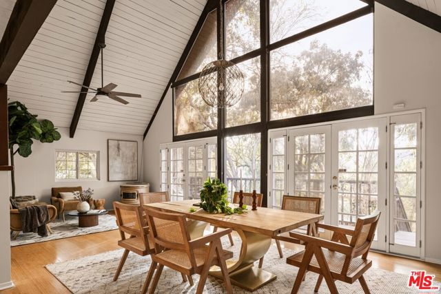 20500 Paradise Lane, Topanga CA: https://media.crmls.org/mediaz/fe0b93af-4a21-4bfe-a2bc-5fa06dcf503a.jpg