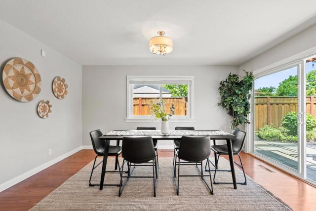 2369 Walden Square, San Jose CA: https://media.crmls.org/mediaz/fe0c4f7e-0f95-49fe-b3f3-5dfbdc2ea4d6.jpg