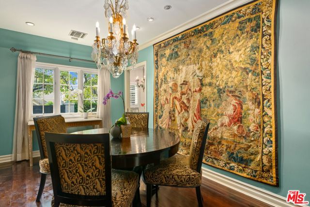 9053 Elevado Street, West Hollywood CA: https://media.crmls.org/mediaz/fe0c8ccb-fb39-4a58-b711-6113d70838ca.jpg