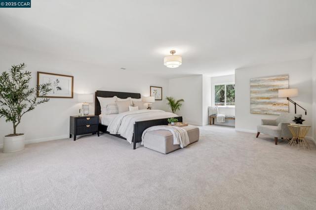 6 Greenwood Ct, Orinda CA: https://media.crmls.org/mediaz/fe0d44a1-7281-4e1c-bb1b-9159f97d43c1.jpg