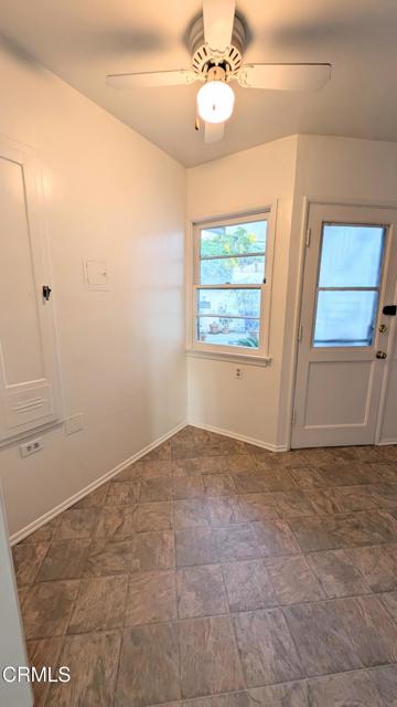 Detail Gallery Image 6 of 9 For 1500 Verd Oaks Dr, Glendale,  CA 91205 - 1 Beds | 1 Baths