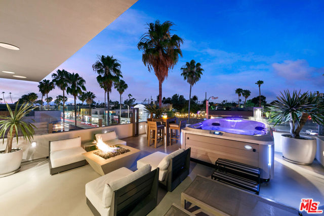 1430 Abbot Kinney Boulevard, Venice CA: https://media.crmls.org/mediaz/fe0ed32d-11bc-4f2f-a3d9-0f4361f272cf.jpg