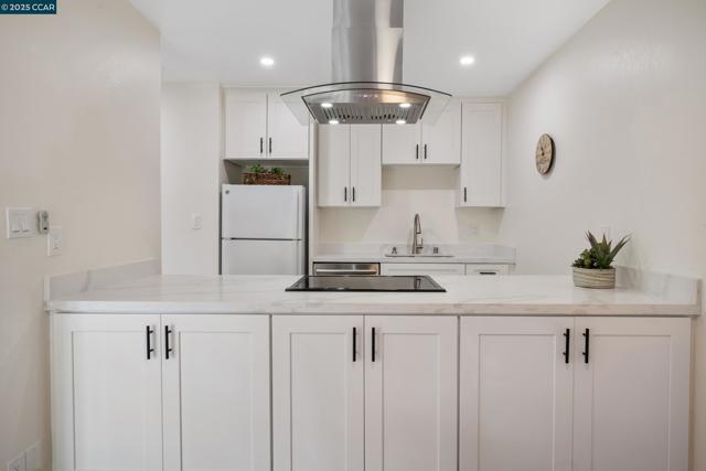 2418 Pleasant Hill Rd., Pleasant Hill CA: https://media.crmls.org/mediaz/fe0ed928-febc-4b73-9540-44e3ecc0f31d.jpg