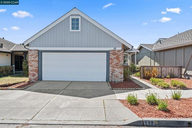 117 Brighton Rd, Alameda, California 94502, 3 Bedrooms Bedrooms, ,2 BathroomsBathrooms,Single Family Residence,For Sale,Brighton Rd,41099738