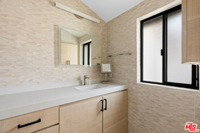 Drew Fenton | 1549 Palisades Drive Pacific Palisades CA | MLS: 7431569