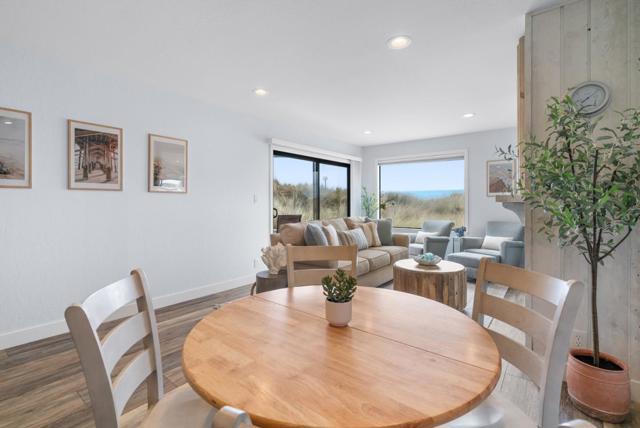 101 Shell Drive, Watsonville CA: https://media.crmls.org/mediaz/fe0ffc72-5f38-4179-80a7-4ed2cc108f49.jpg