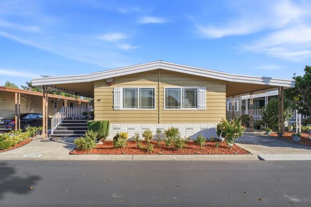 29372 Providence Way, Hayward CA: https://media.crmls.org/mediaz/fe103da4-f2e0-44df-9ac0-13a1ae304faf.jpg