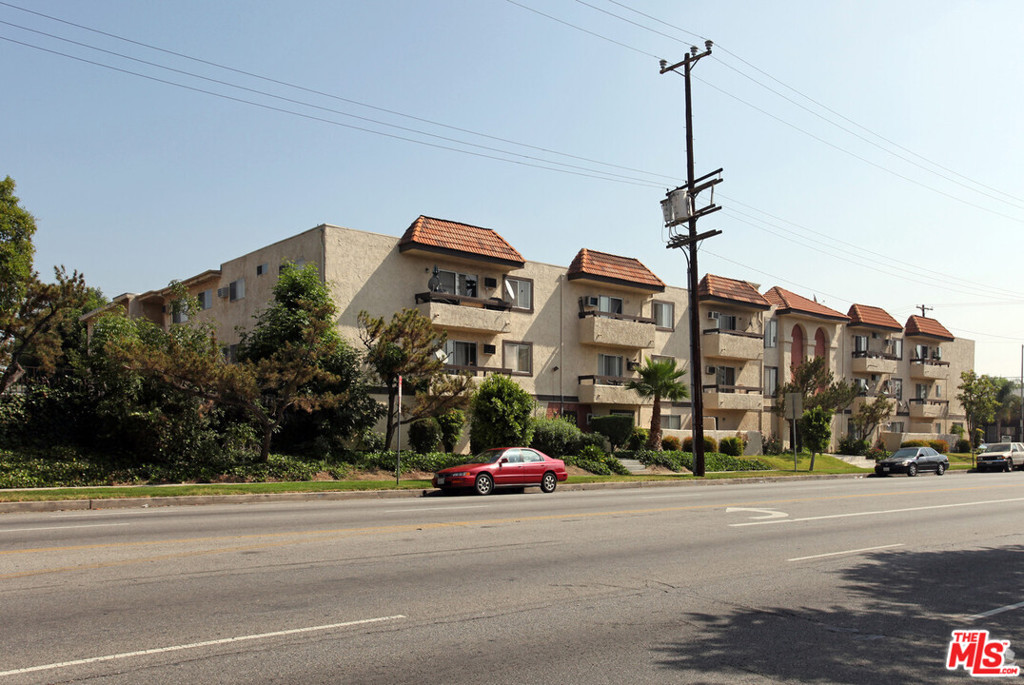 18101 Roscoe Boulevard 213, Northridge, CA 91325